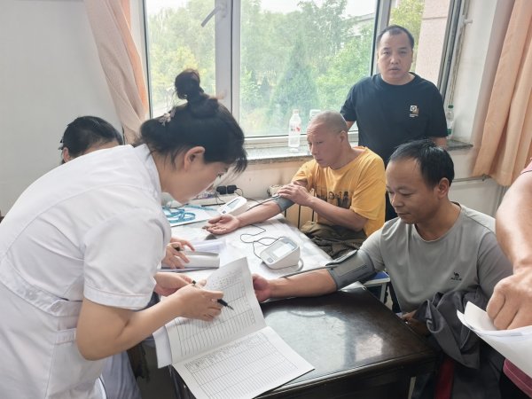 西安高新配资 宁夏青铜峡市总工会守护新就业形态劳动者健康